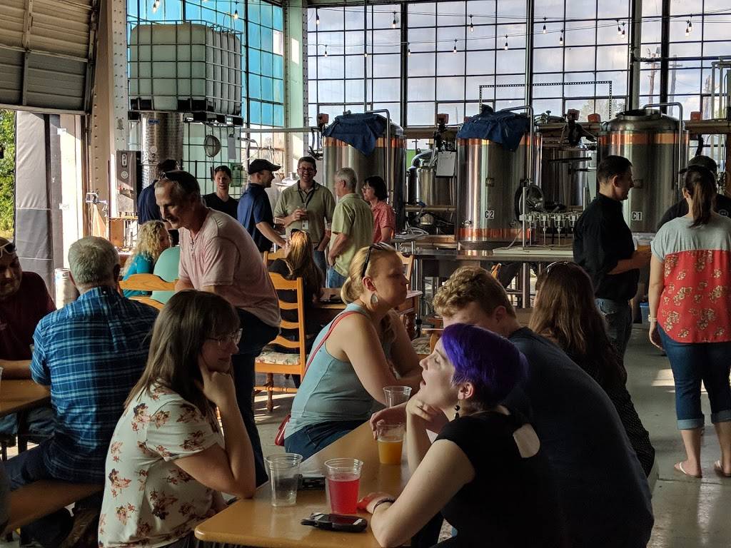 Fairport Brewing Company | restaurant | 1044 University Ave, Rochester, NY 14607, USA | 5854812237 OR +1 585-481-2237