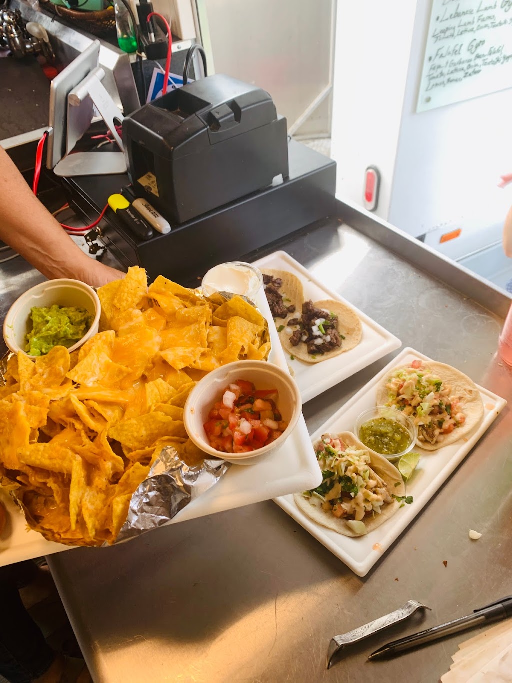 Coco Loco Taco Bar | restaurant | 223 E Hood Ave, Sisters, OR 97759, USA | 4588998125 OR +1 458-899-8125