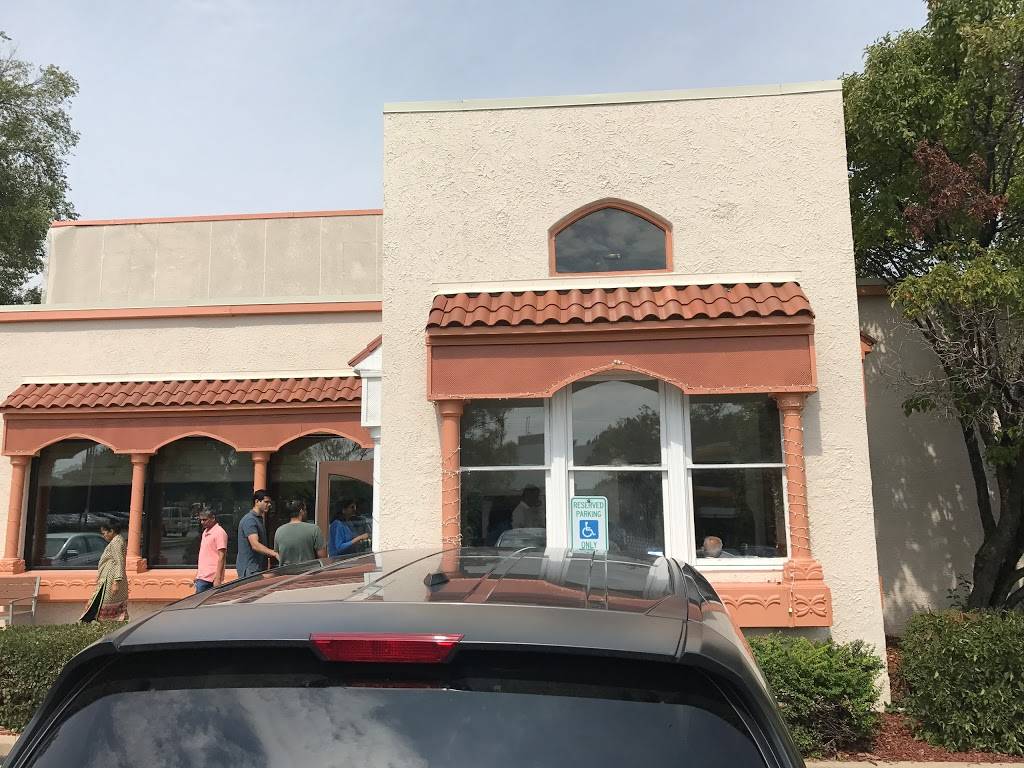 Gaylord Fine Indian Cuisine | restaurant | 555 Mall Dr, Schaumburg, IL 60173, USA | 8476193300 OR +1 847-619-3300