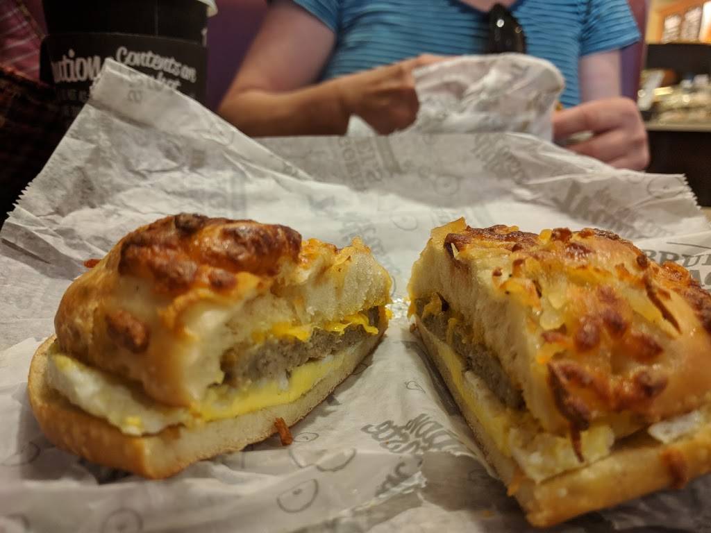 Brueggers Bagels | bakery | 4781 County Rd 101, Minnetonka, MN 55345, USA | 9522381388 OR +1 952-238-1388