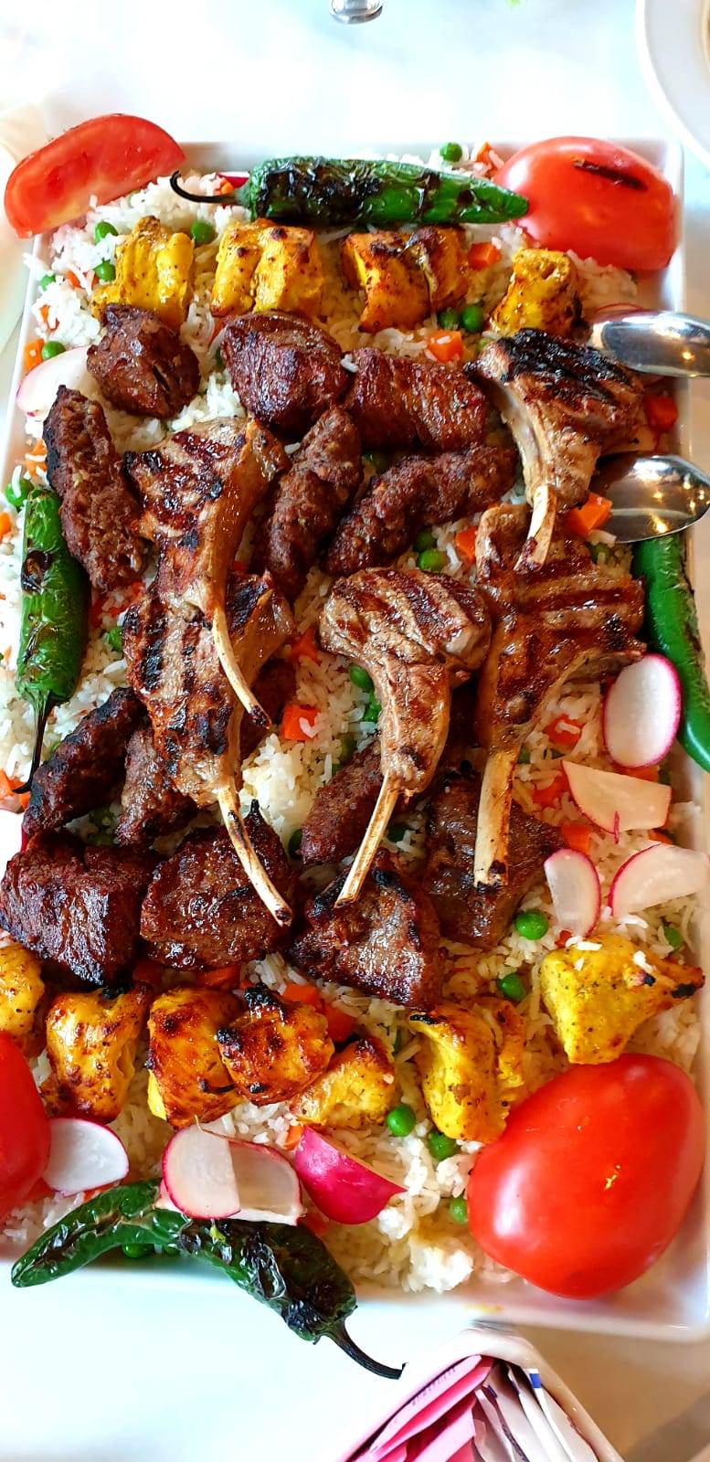 Cafe Istanbul | restaurant | 2014 W Division St, Chicago, IL 60622, USA | 7736619487 OR +1 773-661-9487