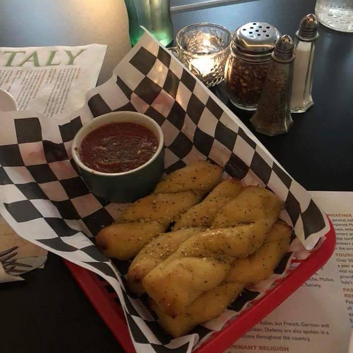 The White Stallion Bistro | restaurant | 4 N Main St, Whitestown, IN 46075, USA | 3177694198 OR +1 317-769-4198