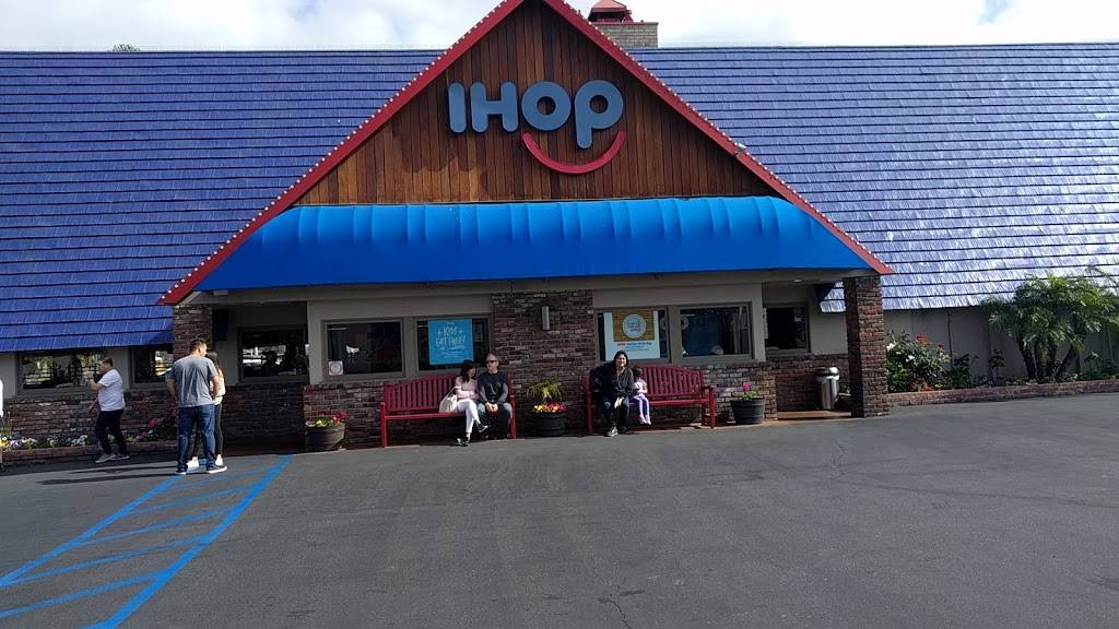 IHOP | restaurant | 7950 Beach Blvd, Buena Park, CA 90620, USA | 7145227448 OR +1 714-522-7448