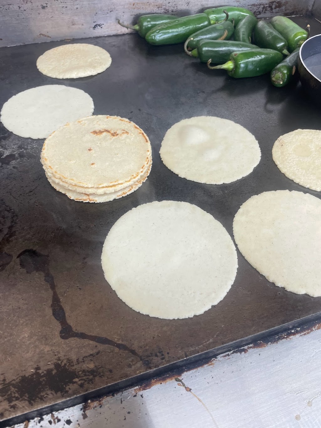 Taqueria el changarro | restaurant | 7918 N Tryon St, Charlotte, NC 28262, USA | 7048353600 OR +1 704-835-3600