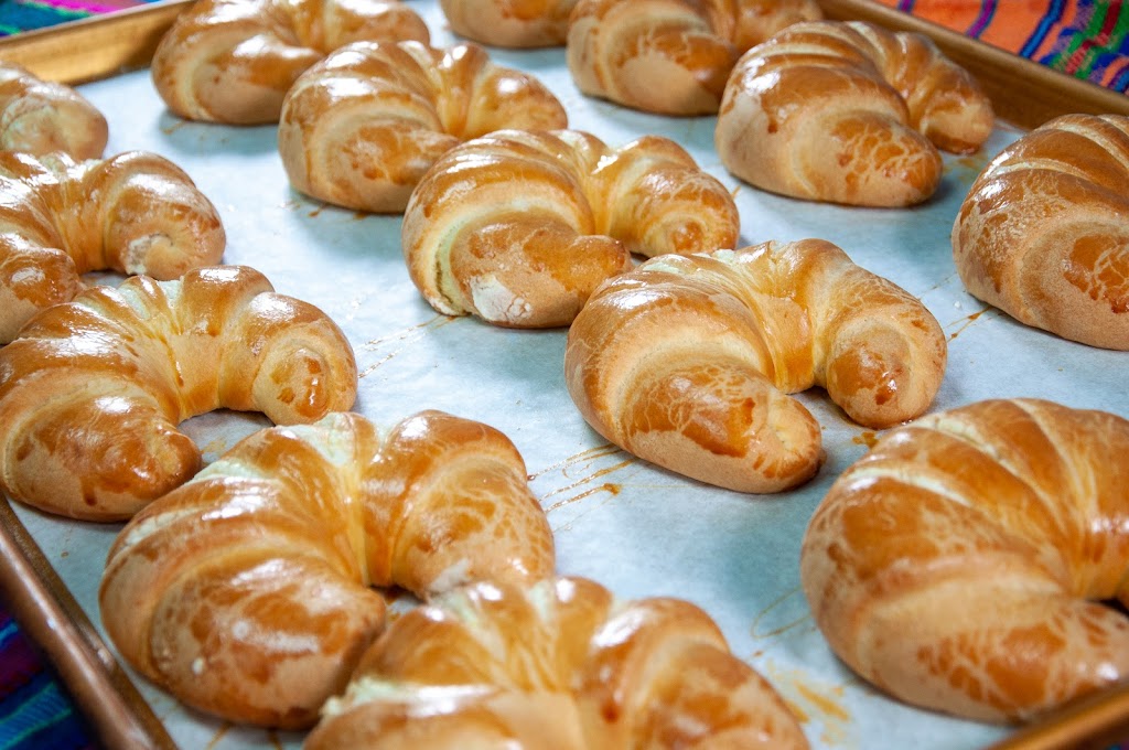 Guatemala City Restaurante y panaderia | restaurant | 3131 N Rancho Dr suite C, Las Vegas, NV 89130, USA | 7024639452 OR +1 702-463-9452