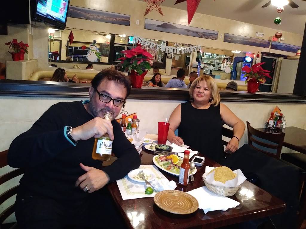 Millans Ranchito Restaurant | restaurant | 5803 Soto St, Huntington Park, CA 90255, USA | 3235876669 OR +1 323-587-6669