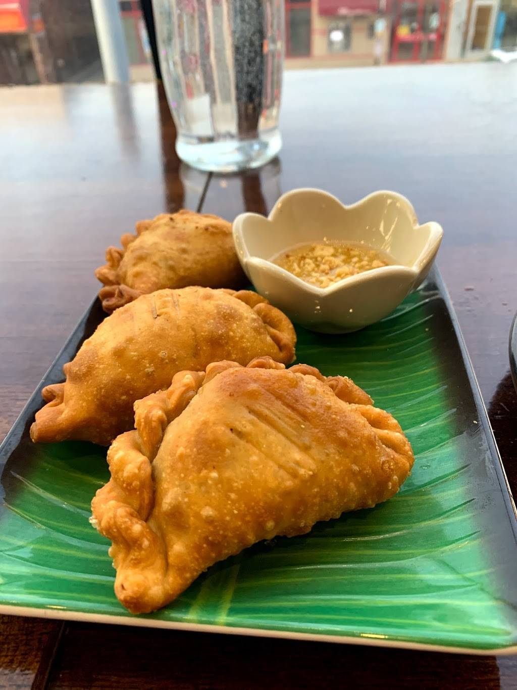 Kiin Lao & Thai Eatery | restaurant | 5846 Forbes Ave, Pittsburgh, PA 15217, USA | 4122269042 OR +1 412-226-9042