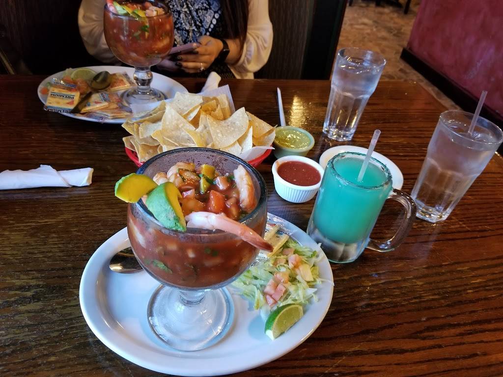 Barcenas Mexican Restaurant | restaurant | 2200 Bay Area Blvd, Friendswood, TX 77546, USA | 2816484445 OR +1 281-648-4445