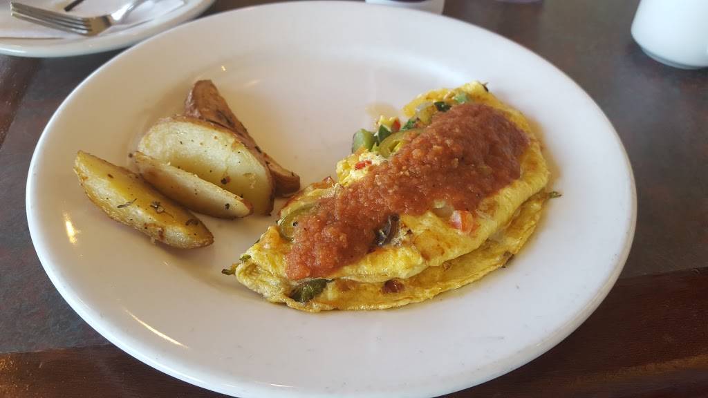 Sneaky Petes | restaurant | 2 Eagle Point Rd, Lewisville, TX 75077, USA | 9724342500 OR +1 972-434-2500