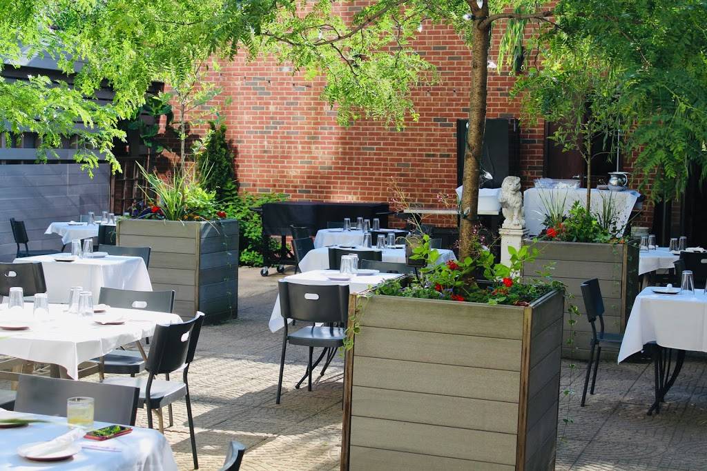 Simply Pasteur | restaurant | 5525 N Broadway, Chicago, IL 60640, USA | 7737284800 OR +1 773-728-4800