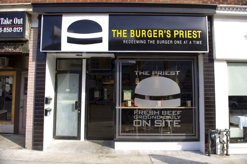 The Burgers Priest | restaurant | 3397 Yonge St, Toronto, ON M4N 2M7, Canada | 4164883510 OR +1 416-488-3510