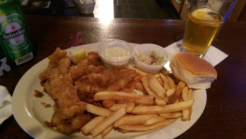 Fenders Bar & Grill | restaurant | 20 Wabash St, Milan, MI 48160, USA | 7344393474 OR +1 734-439-3474