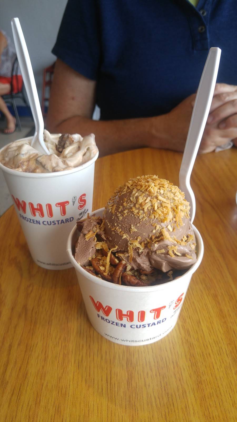 Whits Frozen Custard | restaurant | 240 S Nash St, Hillsborough, NC 27278, USA | 9192458123 OR +1 919-245-8123