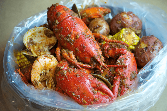 Blue Lagoon | restaurant | 4265 W 167th St, Country Club Hills, IL 60478, USA | 7089571934 OR +1 708-957-1934