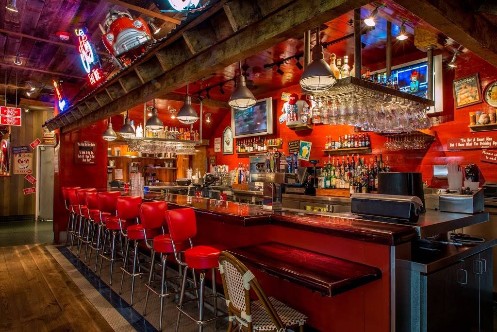 Bubba Gump Shrimp Co. | restaurant | 321 W Katella Ave STE 101, Anaheim, CA 92802, USA | 7146354867 OR +1 714-635-4867