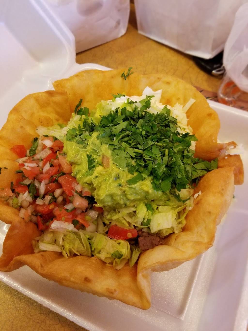 La Quesadilla Mexican Grill Crown Point | restaurant | 10761 Broadway, Crown Point, IN 46307, USA | 2192264540 OR +1 219-226-4540