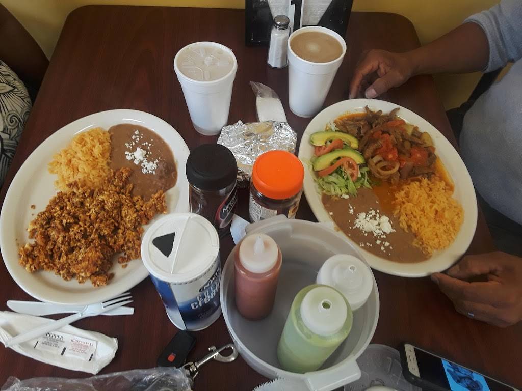 Taco Rico | restaurant | 631 E Sprague St, Winston-Salem, NC 27107, USA | 3368935599 OR +1 336-893-5599