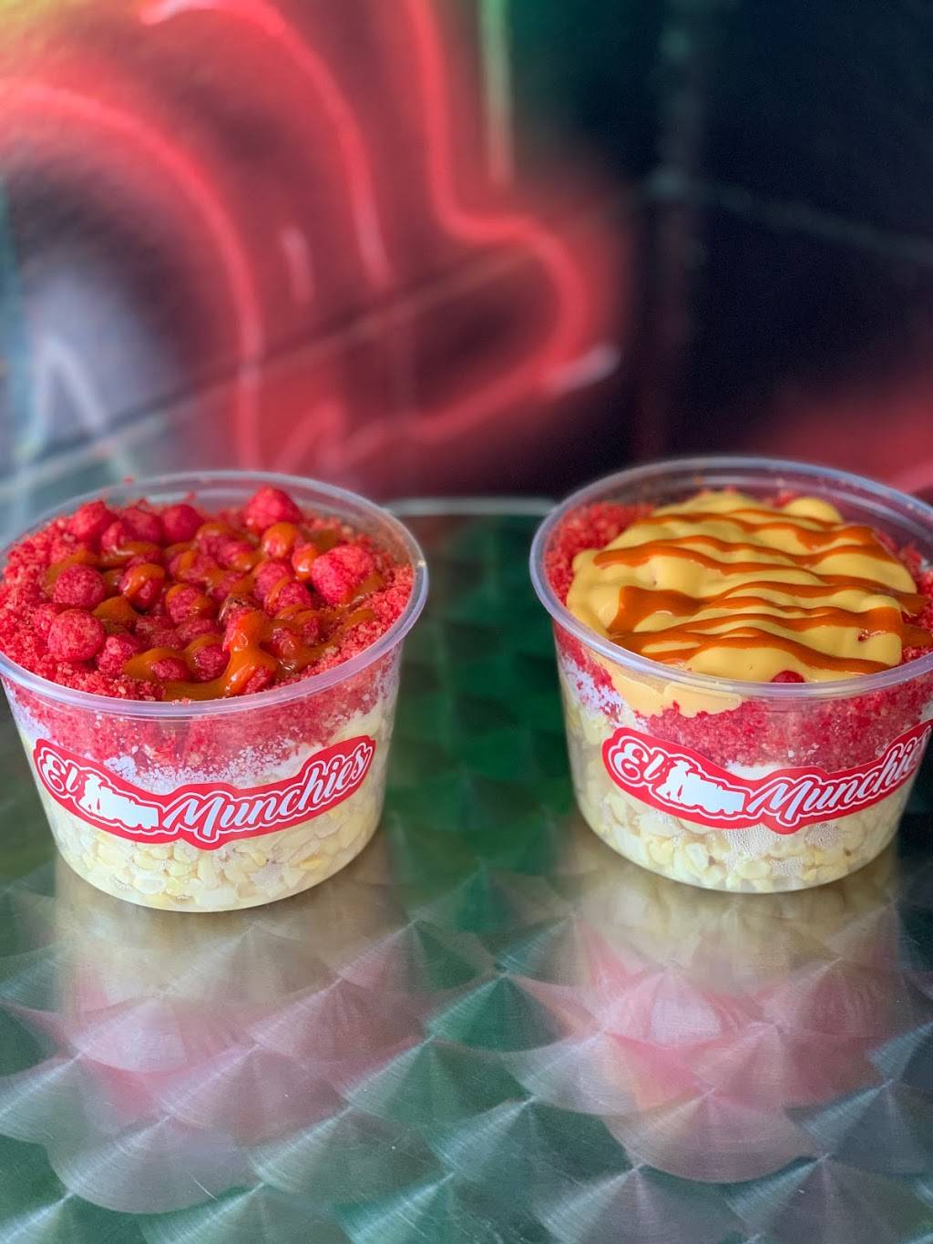 El Munchies | restaurant | 1353 E Colorado St, Glendale, CA 91205, USA | 8183964265 OR +1 818-396-4265