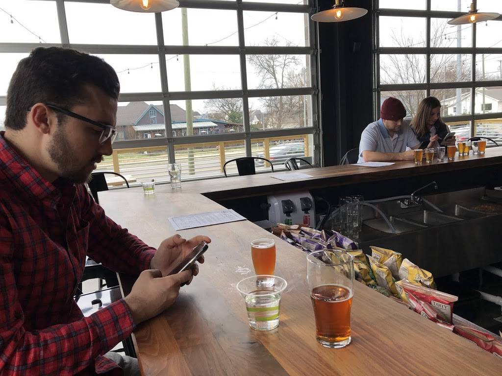 Harding House Brewing Co. | restaurant | 904 51st Ave N, Nashville, TN 37209, USA | 6156781047 OR +1 615-678-1047