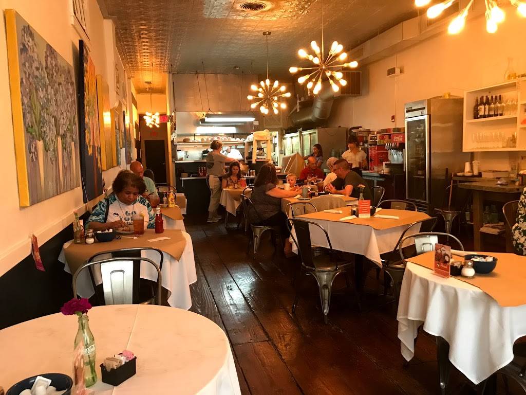 Palmers Village Café | cafe | 223 Mallery St, St Simons, GA 31522, USA | 9126345515 OR +1 912-634-5515