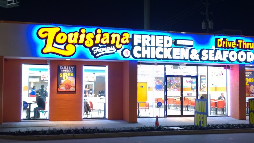 Louisiana Famous Fried Chicken | restaurant | 2001 Fannin St, Houston, TX 77002, USA | 7134975545 OR +1 713-497-5545