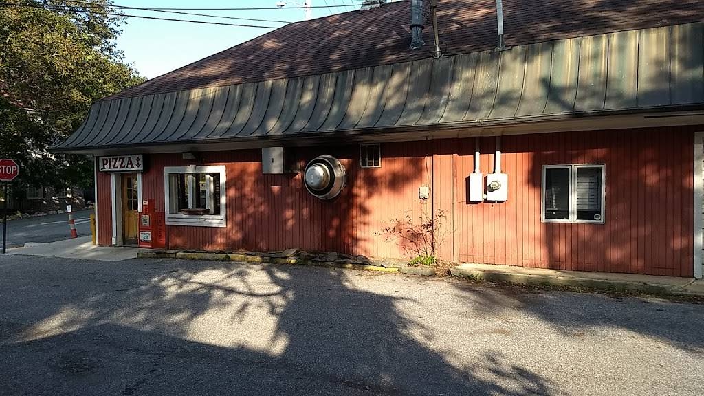 Tommys Pizza | restaurant | 101 N Mill St, Shepherdstown, WV 25443, USA | 3048762577 OR +1 304-876-2577