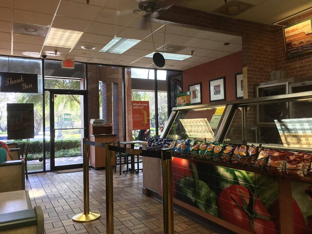 Subway Restaurants | restaurant | Registry Square, 9720 Princess Palm Ave Suite 116, Tampa, FL 33619, USA | 8136280877 OR +1 813-628-0877
