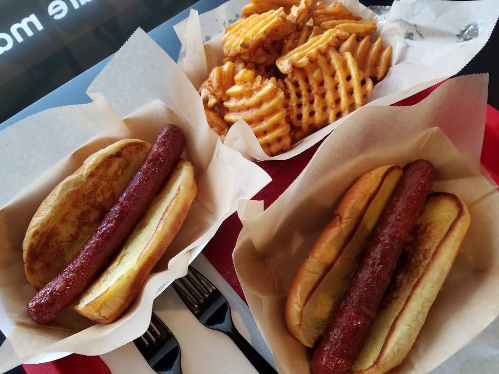 Tower Dogs | restaurant | 800 Ocean Ave, Asbury Park, NJ 07712, USA | 7329973111 OR +1 732-997-3111