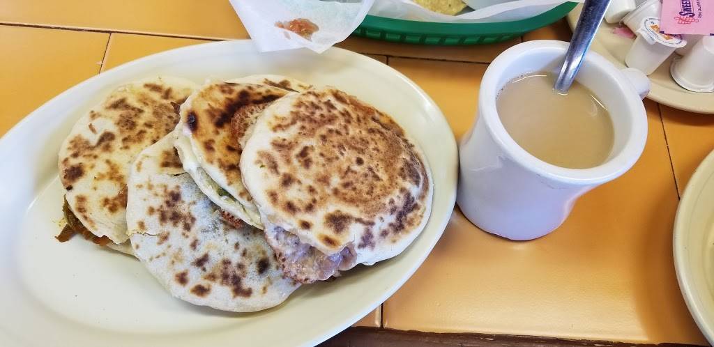 Mis Cazuelas | restaurant | 4933 Columbia Ave, Dallas, TX 75214, USA | 2148267454 OR +1 214-826-7454