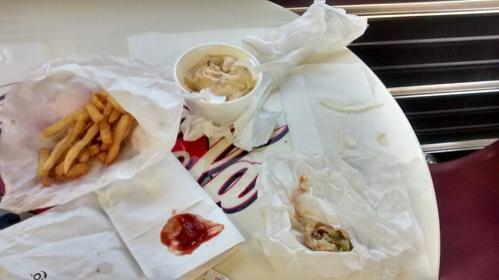 Kitts Frozen Custard | restaurant | 7000 W Capitol Dr, Milwaukee, WI 53216, USA | 4144611400 OR +1 414-461-1400