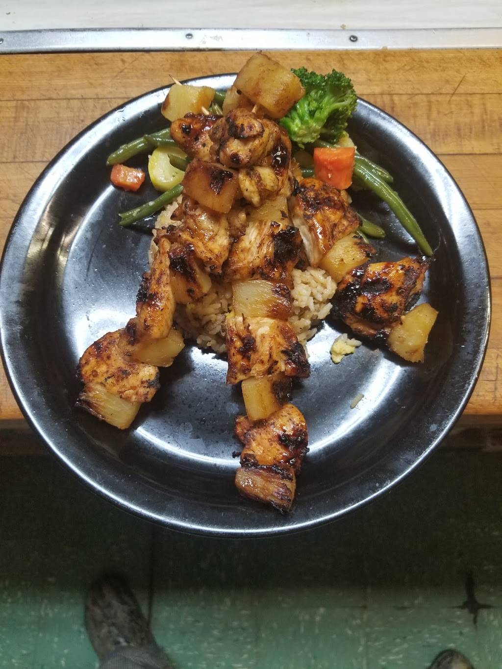 Overboards | restaurant | 1215 PA-507, Greentown, PA 18426, USA | 5708571776 OR +1 570-857-1776