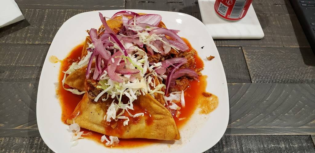 Tortas Ahogadas y tacos Atemajac | restaurant | 3700 NE 4th St Surveying Computer Lab, Renton, WA 98056, USA | 4254451406 OR +1 425-445-1406