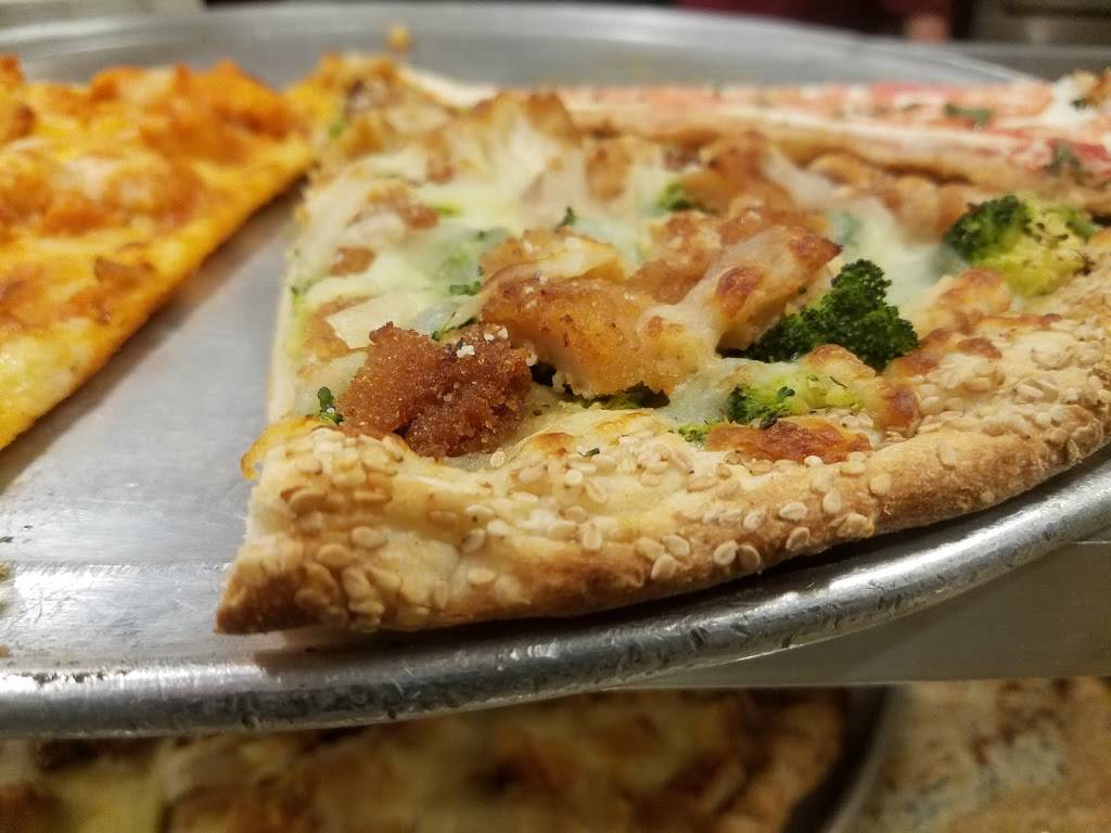 Brooklyn Square Pizza | restaurant | 3620 Merrick Rd, Seaford, NY 11783, USA | 5168048004 OR +1 516-804-8004