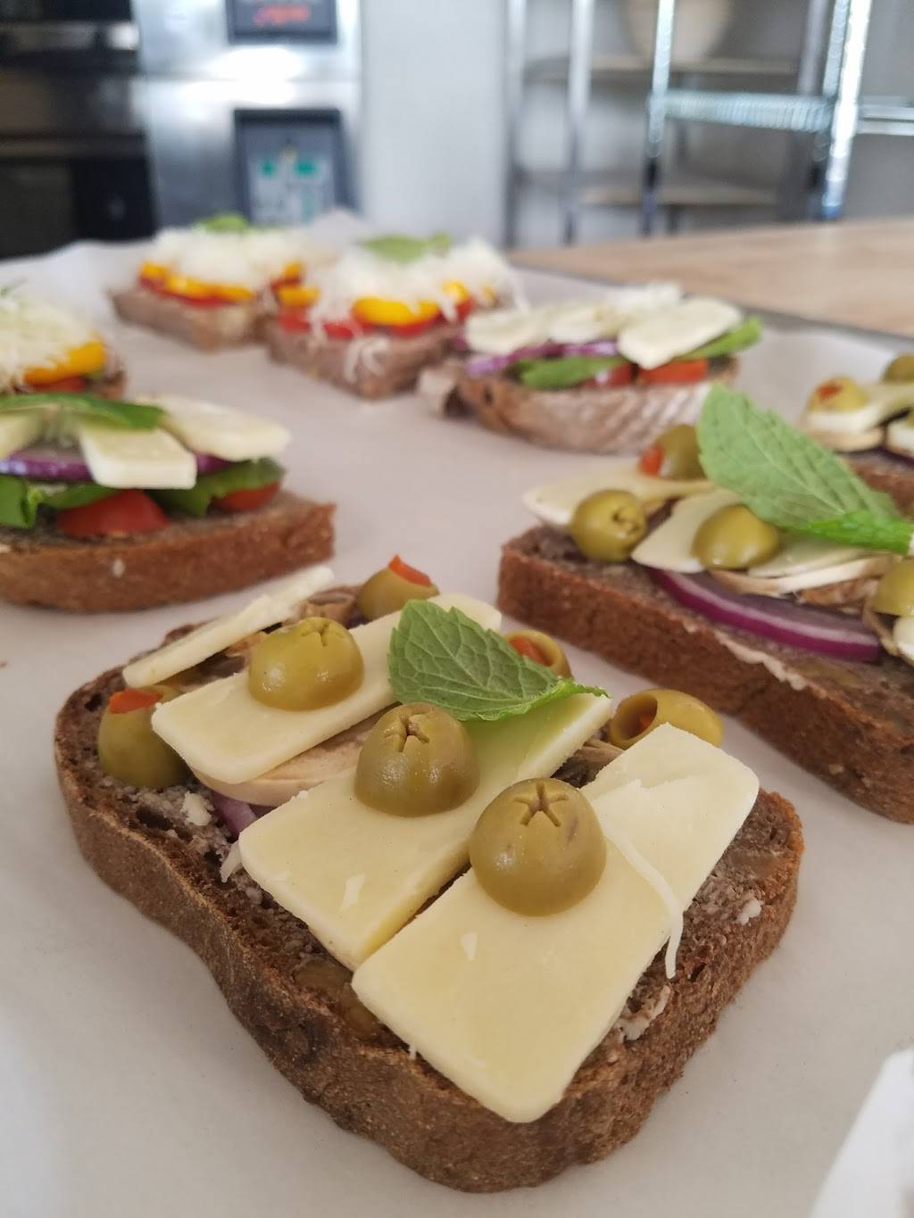 Sourdough Bread House | cafe | 110 Orlando Ave, Maitland, FL 32751, USA | 4076365204 OR +1 407-636-5204