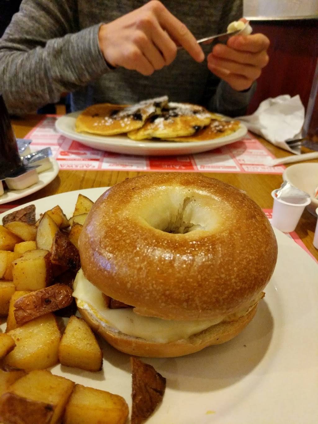 Crossroads Cafe & Deli | cafe | 216 Rockland St, Hanover, MA 02339, USA | 7818269921 OR +1 781-826-9921