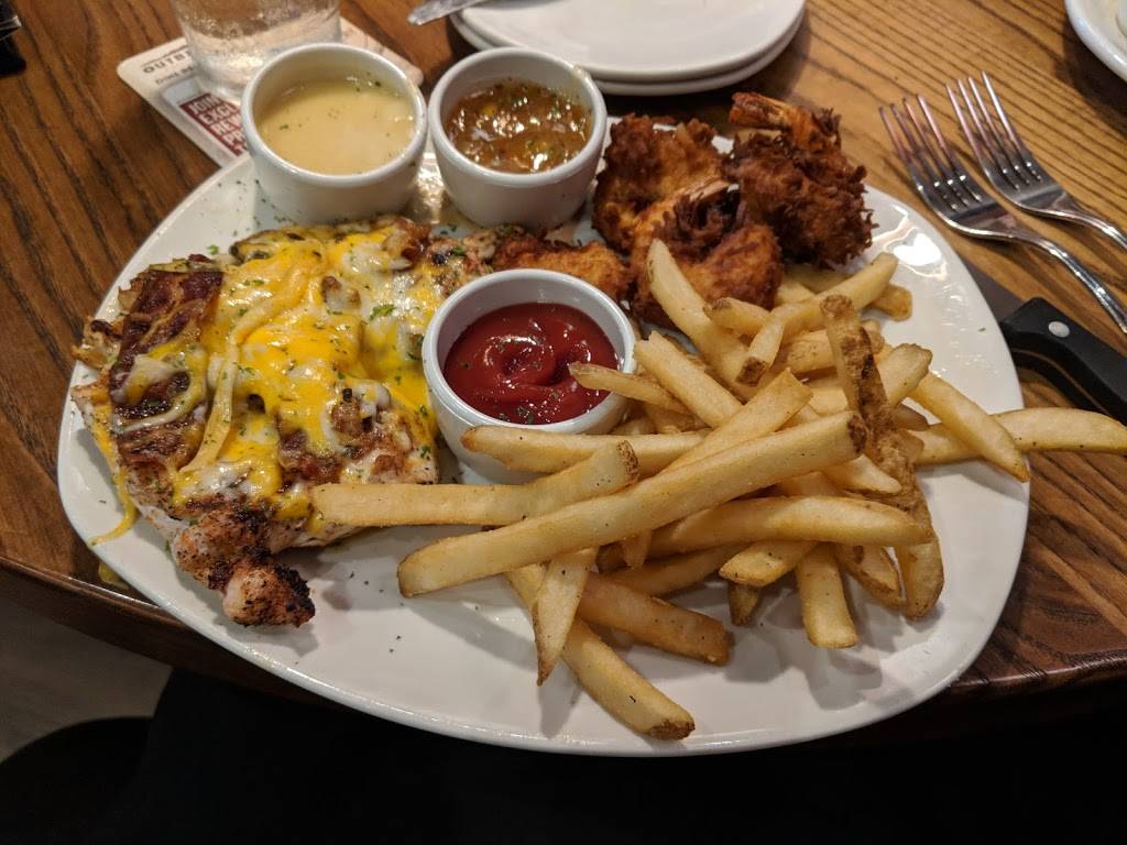 Outback Steakhouse | restaurant | 617 N Canal Rd, Lansing, MI 48917, USA | 5176225346 OR +1 517-622-5346