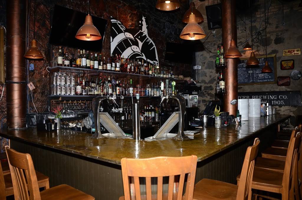 The Barrel Room | restaurant | 600 E Superior St, Duluth, MN 55802, USA | 2187237827 OR +1 218-723-7827