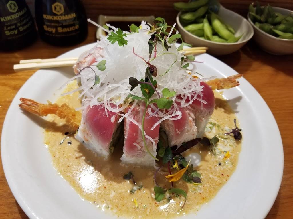 Sushi Fever | restaurant | 7985 W Sahara Ave, Las Vegas, NV 89117, USA | 7028382927 OR +1 702-838-2927