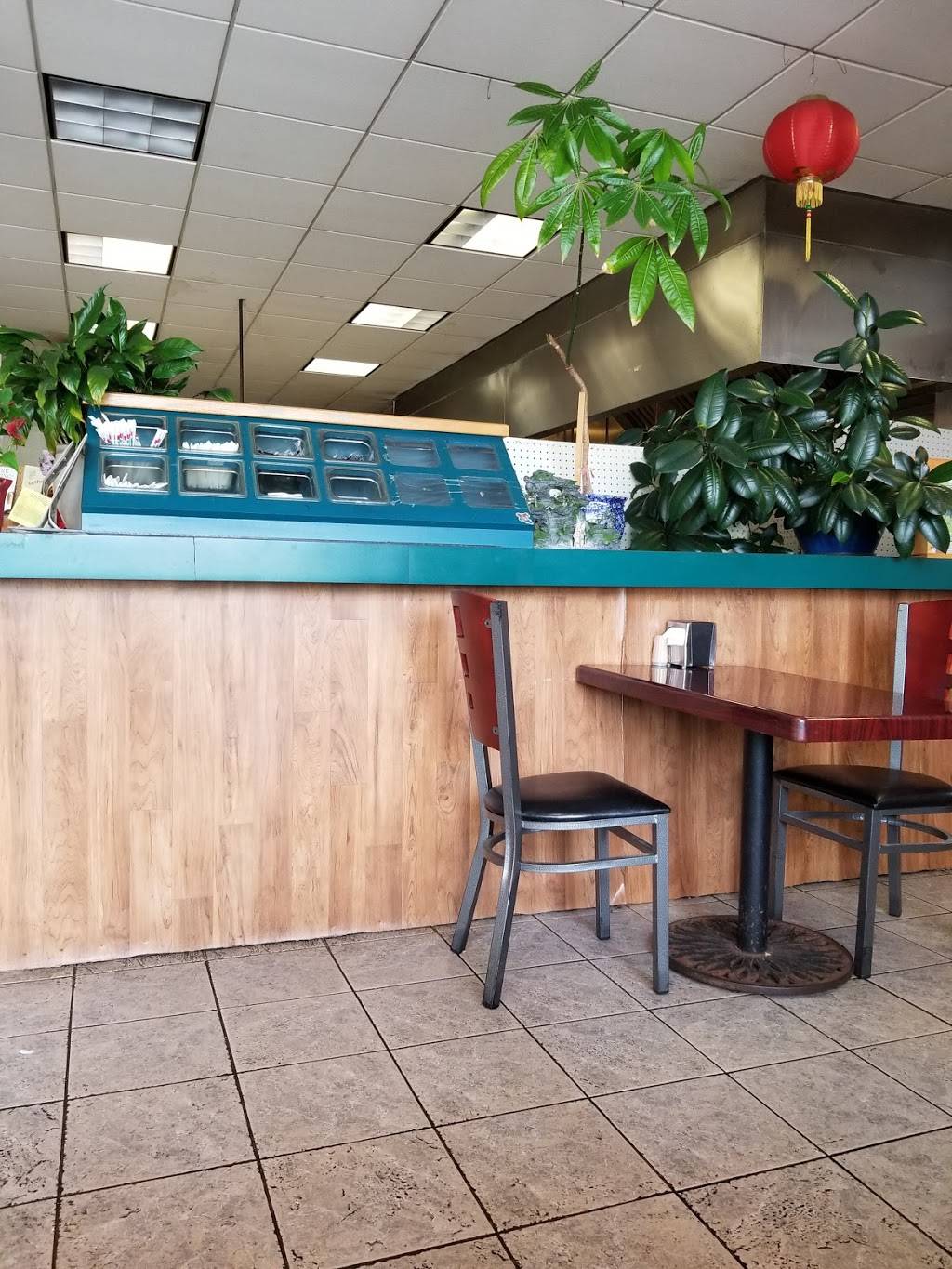 Feng Tong Chinese Kitchen | restaurant | 650 Park Ave, Keene, NH 03431, USA | 6033528600 OR +1 603-352-8600