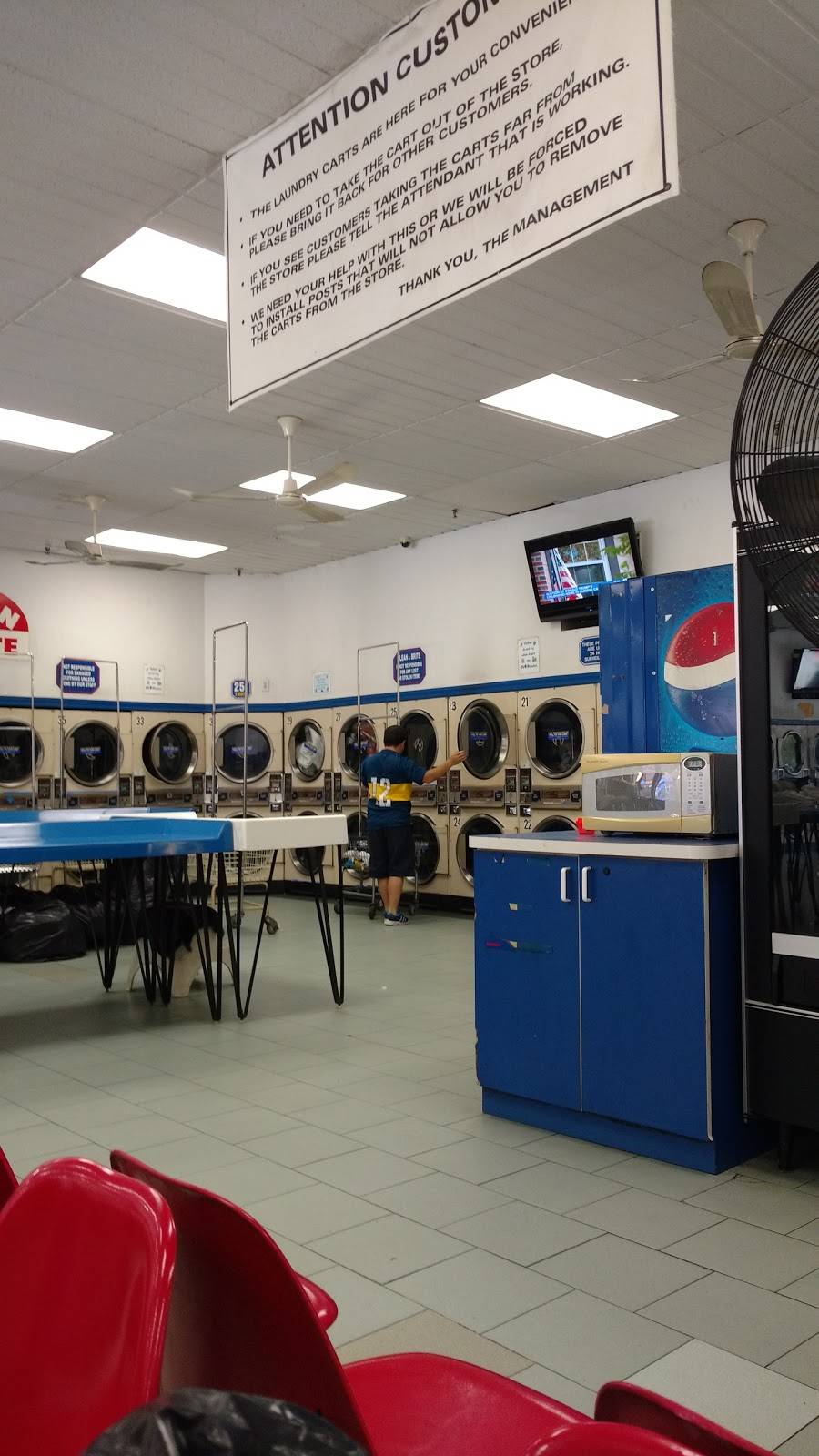 Tonys Pizzeria | restaurant | 1622 Ralph Ave, Brooklyn, NY 11236, USA | 7184449651 OR +1 718-444-9651