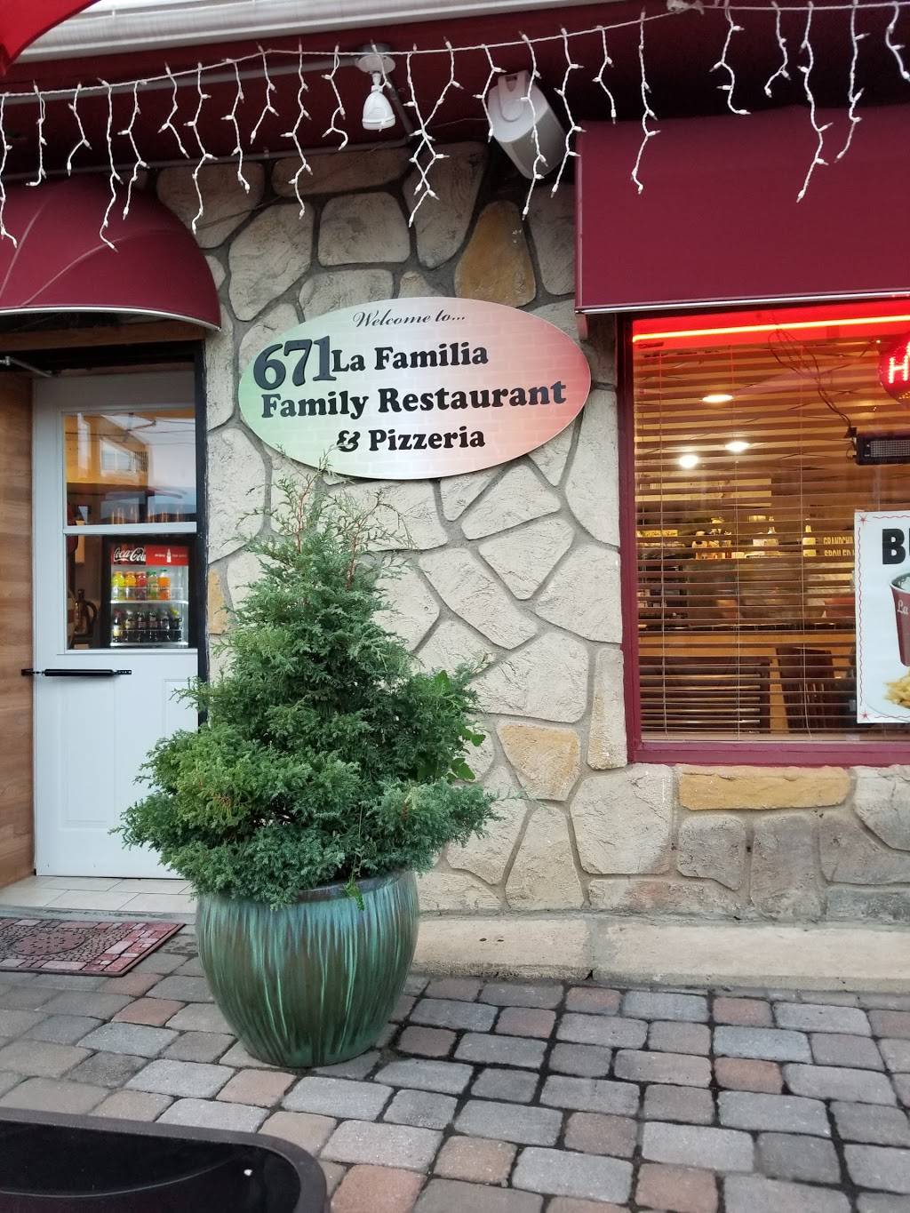 La Familia Ristorante | restaurant | 671 Harris Ave, Middlesex, NJ 08846, USA | 7327481122 OR +1 732-748-1122