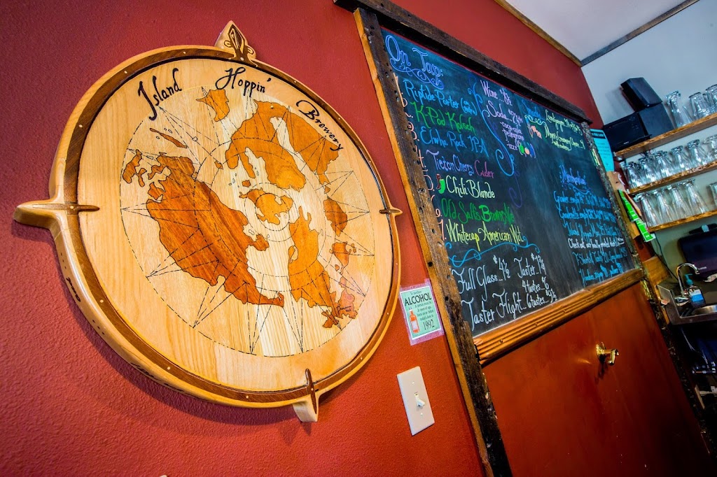 Island Hoppin Brewery | restaurant | 33 Hope Ln, Eastsound, WA 98245, USA | 3603766079 OR +1 360-376-6079