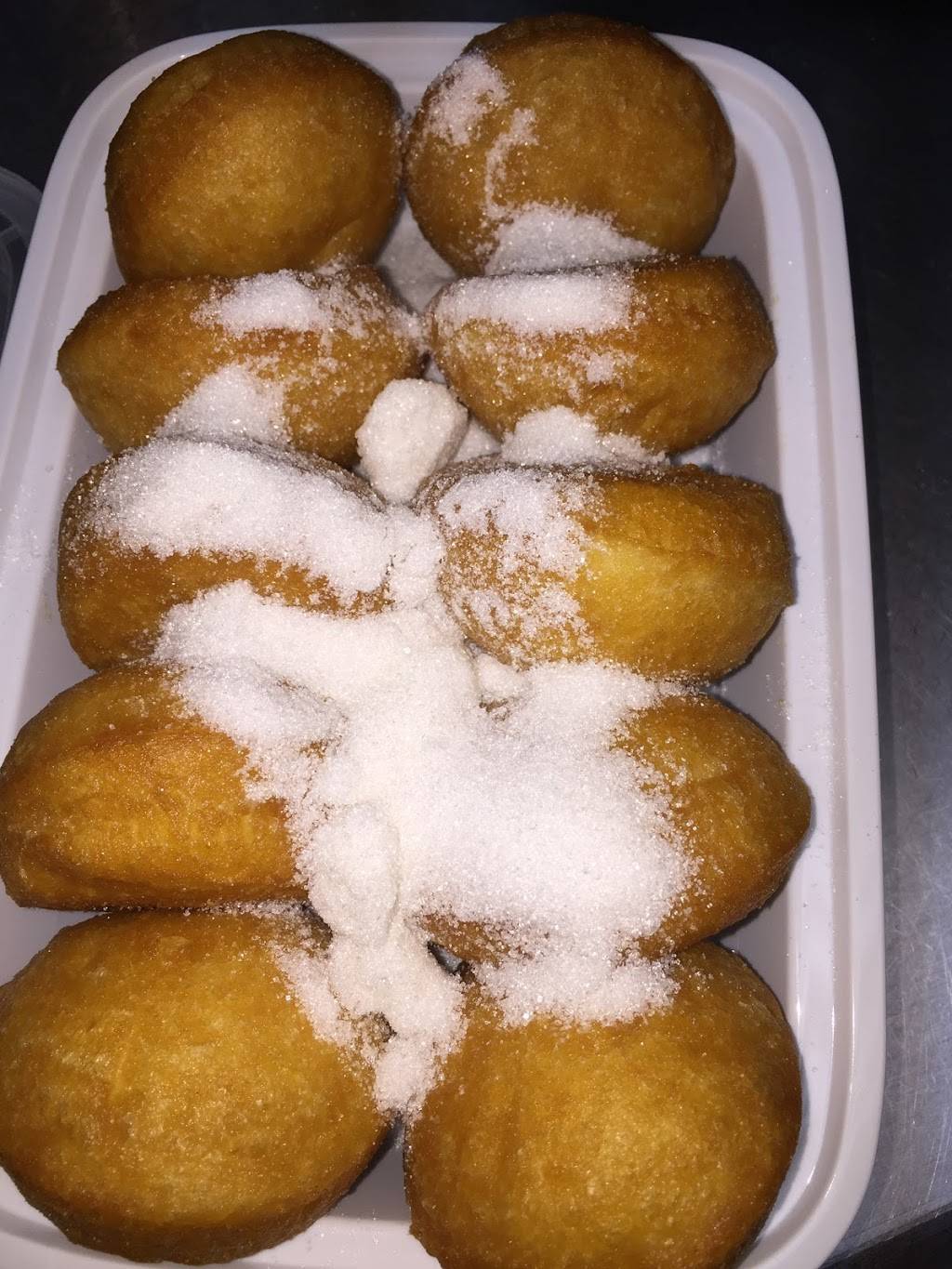 Lucky Star | restaurant | 1300 Federal St, Philadelphia, PA 19147, USA | 2155515066 OR +1 215-551-5066