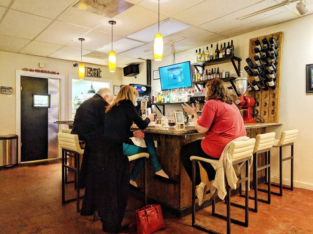 Starving Artist Cafe | restaurant | 4408 Colley Ave, Norfolk, VA 23508, USA | 7573059290 OR +1 757-305-9290