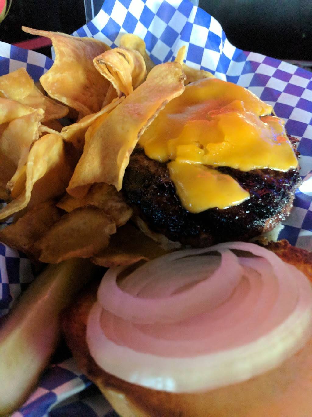 Sportz Pub and Grill | restaurant | N80W13003 W Fond Du Lac Ave, Menomonee Falls, WI 53051, USA | 2622534002 OR +1 262-253-4002