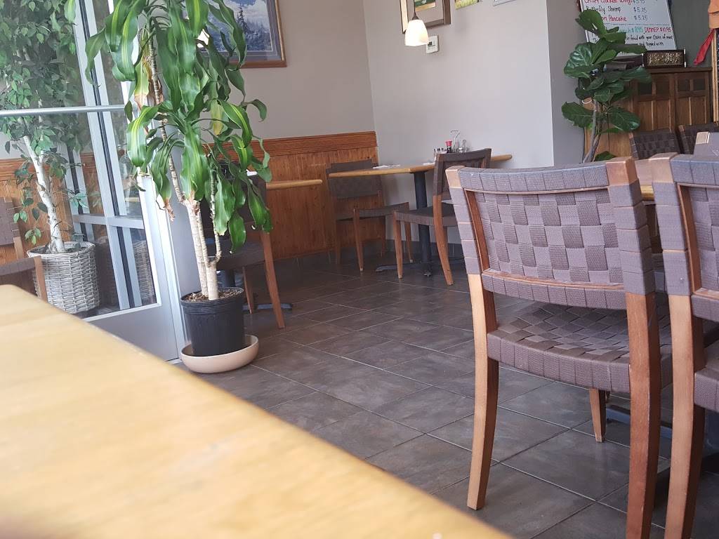 Asia Kitchen | restaurant | 240 S Elizabeth St, Elizabeth, CO 80107, USA | 3036464758 OR +1 303-646-4758