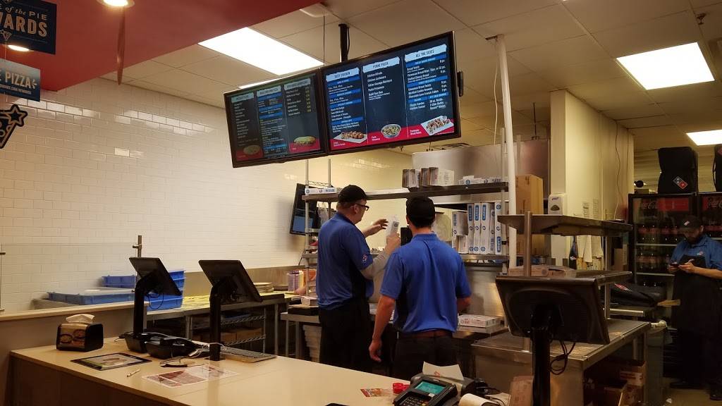 Dominos Pizza | meal delivery | 5227 W 95th St, Overland Park, KS 66207, USA | 9133416884 OR +1 913-341-6884