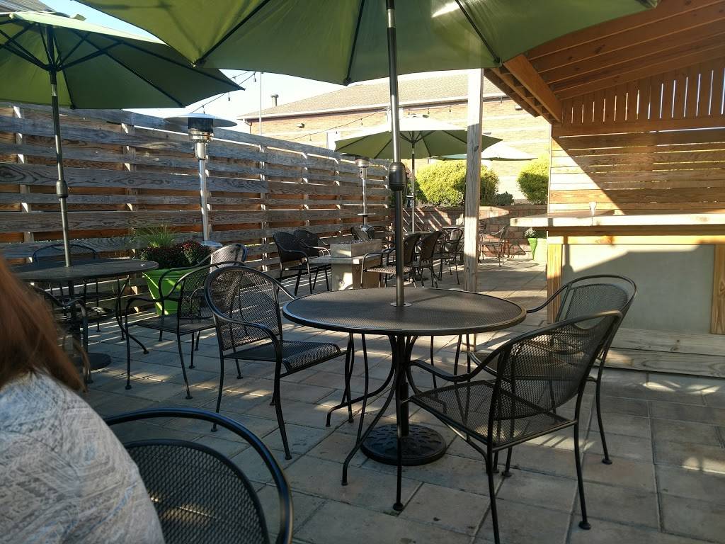 Darbys on 59 | restaurant | 2764 Front St, Cuyahoga Falls, OH 44221, USA | 3309227540 OR +1 330-922-7540