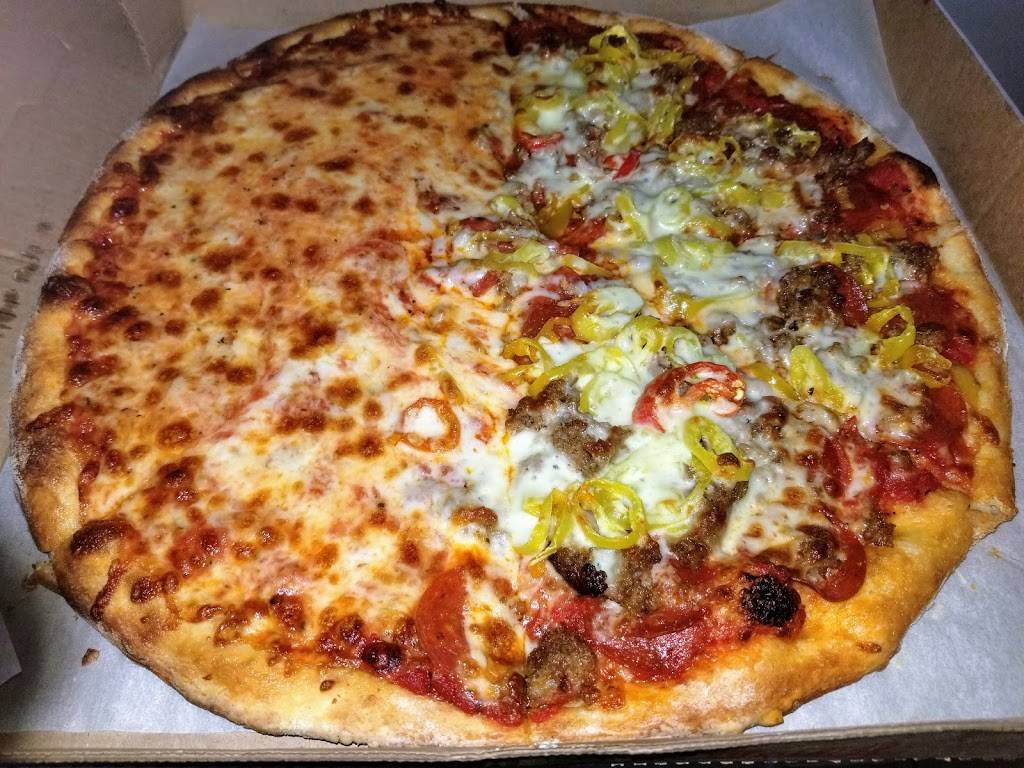 Renatos Pizza | restaurant | 401 Vienna Ave, Niles, OH 44446, USA | 3305447110 OR +1 330-544-7110