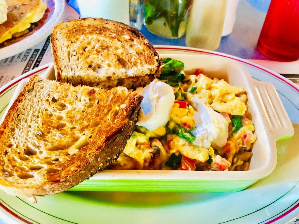 ArtCliff Diner | restaurant | 38 Beach Rd, Vineyard Haven, MA 02568, USA | 5086931224 OR +1 508-693-1224